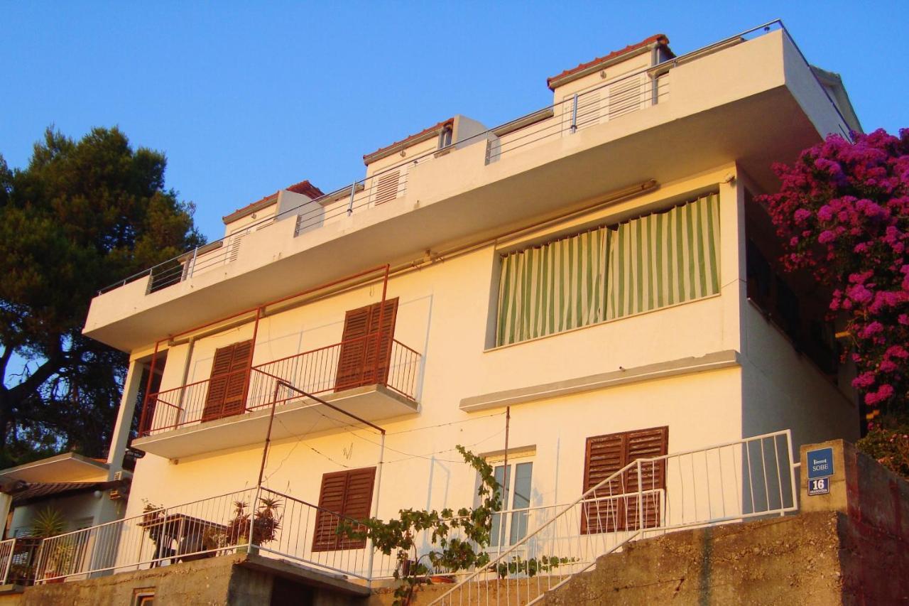 Apartments By The Sea Ubli, Lastovo - 8354 Uble Εξωτερικό φωτογραφία
