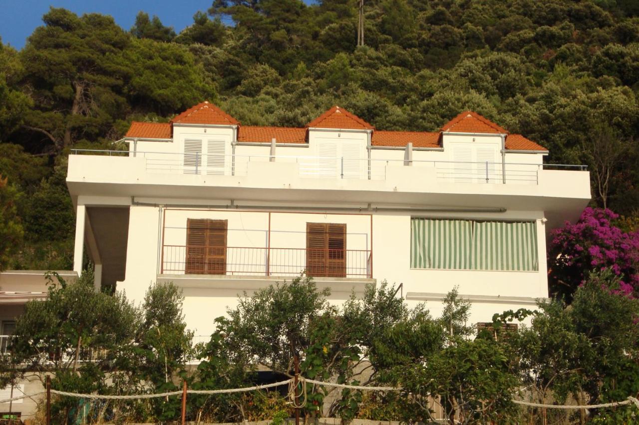 Apartments By The Sea Ubli, Lastovo - 8354 Uble Εξωτερικό φωτογραφία