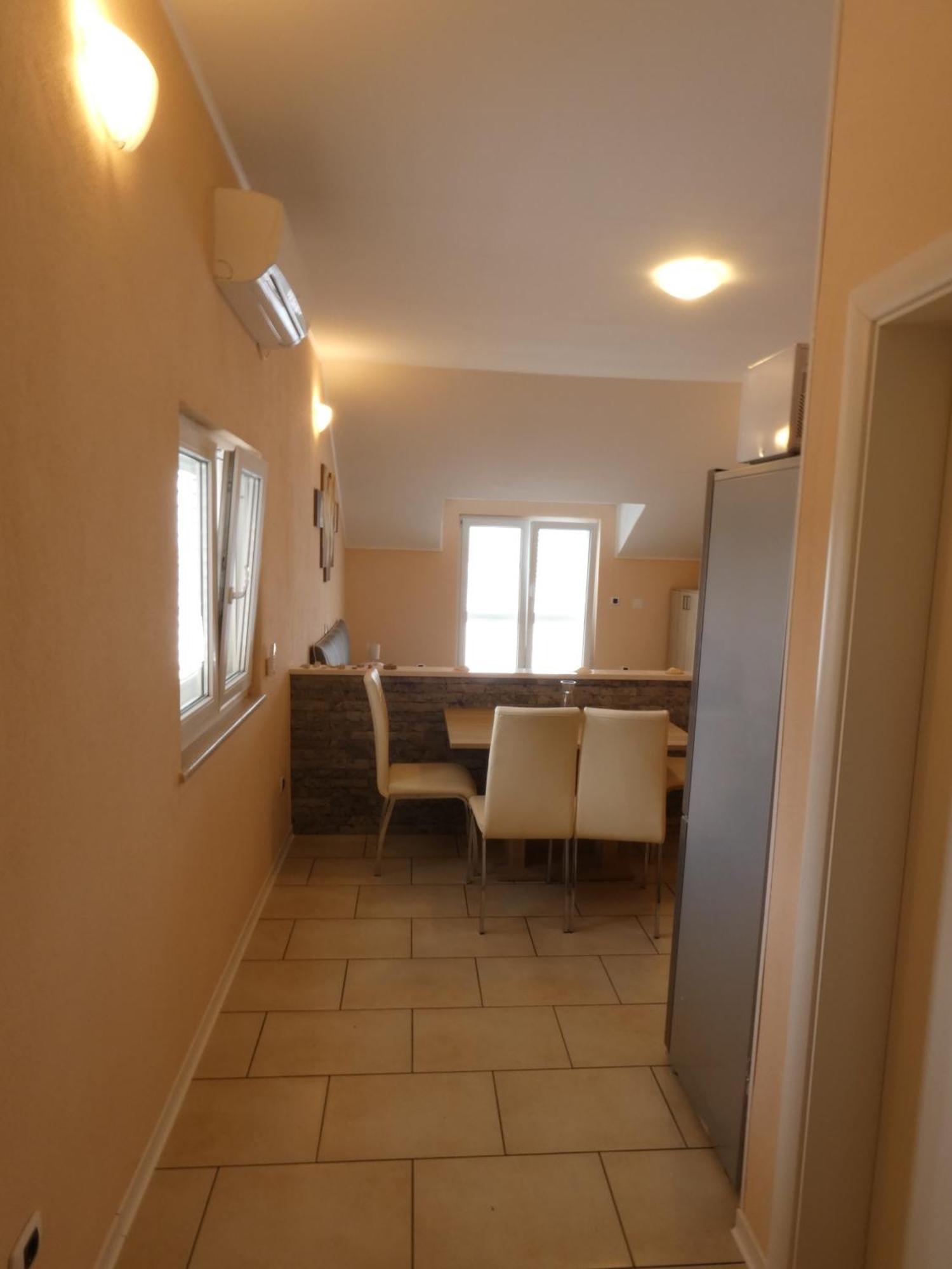 Apartments By The Sea Ubli, Lastovo - 8354 Uble Δωμάτιο φωτογραφία